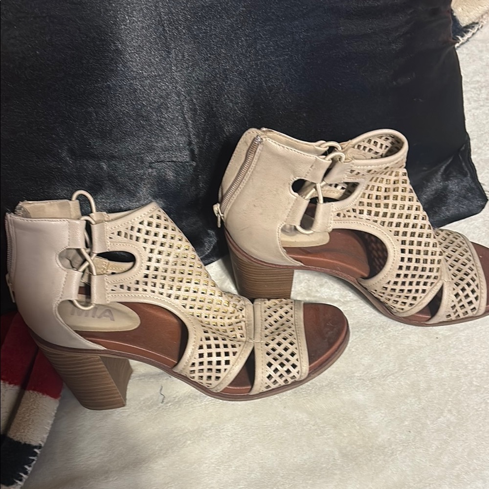 MIA Cream Lace-Up Heels with Perforated Design